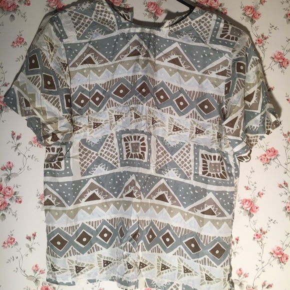 100% silk top shirt size M Medium geometric NWT - Picture 1 of 4